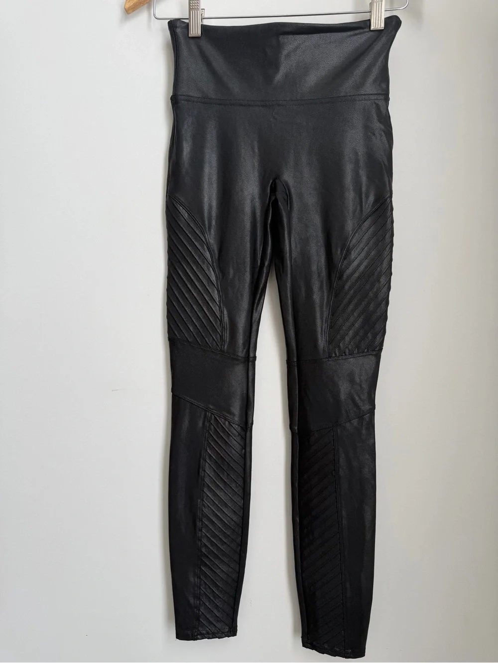 SPANX Faux Leather Moto Leggings Black High Rise Sculpting Size XSmall - Picture 2 of 9